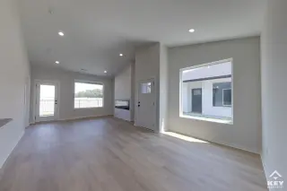 Propiedad en alquiler con 4 habitaciones y 2 baños en Maize