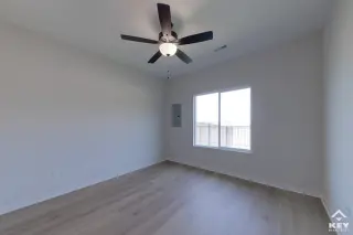 Propiedad en alquiler con 4 habitaciones y 2 baños en Maize