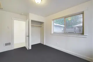 Propiedad en alquiler con 4 habitaciones y 1.5 baños en Seattle