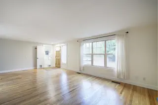 Propiedad en alquiler con 4 habitaciones y 1.5 baños en Seattle