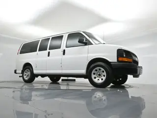 Chevrolet Express 2014 LS 1500 3dr Passenger Van