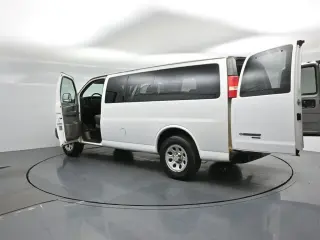 Chevrolet Express 2014 LS 1500 3dr Passenger Van