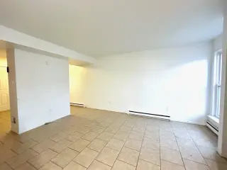 Propiedad en alquiler con 2 habitaciones y 1 baño en Cádiz