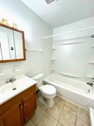 Propiedad en alquiler con 2 habitaciones y 1 baño en Cádiz