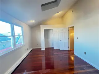 Propiedad en alquiler con 3 habitaciones y 2 baños en Revere