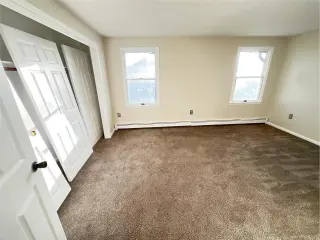 Propiedad en alquiler con 3 habitaciones y 2 baños en Revere