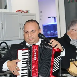 MARIACHIS EN MIAMI