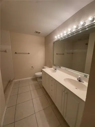 Propiedad en alquiler con 3 habitaciones y 2 baños en Bonita Springs