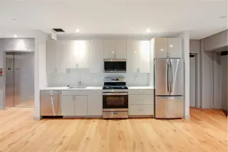 Propiedad en alquiler con 5 habitaciones y 2 baños en Washington