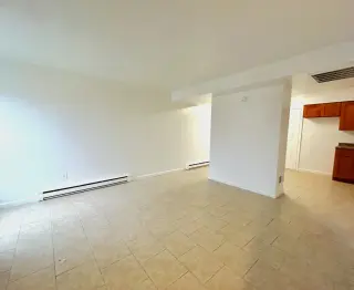 Propiedad en alquiler con 2 habitaciones y 1 baño en Cádiz