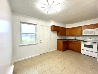 Propiedad en alquiler con 2 habitaciones y 1 baño en Cádiz