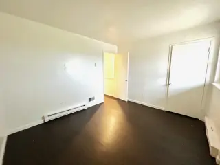 Propiedad en alquiler con 2 habitaciones y 1 baño en Cádiz