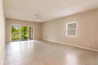 Propiedad en alquiler con 3 habitaciones y 2 baños en Bonita Springs