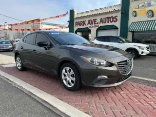 2014 Mazda MAZDA3 i SV