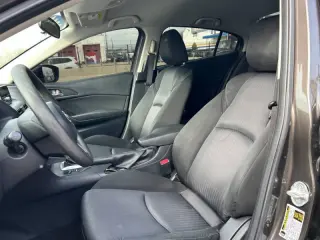 2014 Mazda MAZDA3 i SV