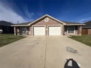 Propiedad en alquiler con 3 habitaciones y 2 baños en Killeen