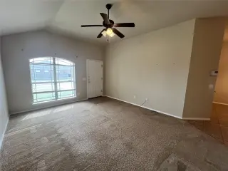 Propiedad en alquiler con 3 habitaciones y 2 baños en Killeen