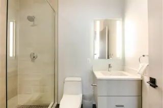 Propiedad en alquiler con 5 habitaciones y 2 baños en Washington