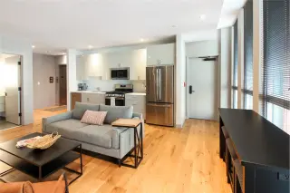 Propiedad en alquiler con 5 habitaciones y 2 baños en Washington