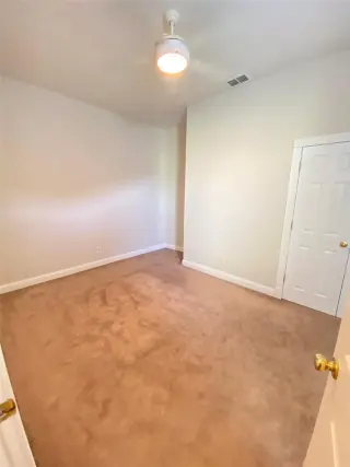 Propiedad en alquiler con 2 habitaciones y 2.5 baños en Savannah