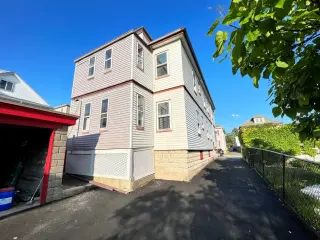 Propiedad en alquiler con 3 habitaciones y 2 baños en East Boston