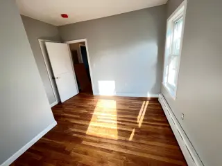 Propiedad en alquiler con 3 habitaciones y 2 baños en East Boston