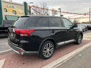 2016 Mitsubishi Outlander ES