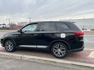 2016 Mitsubishi Outlander ES