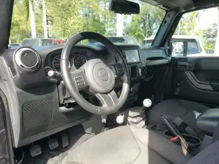 Jeep Wrangler 2017 4x4 Sport 2dr SUV
