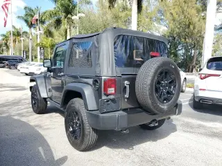 Jeep Wrangler 2017 4x4 Sport 2dr SUV