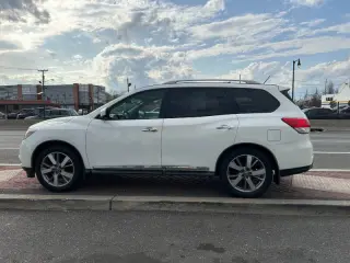 2014 Nissan Pathfinder Platinum