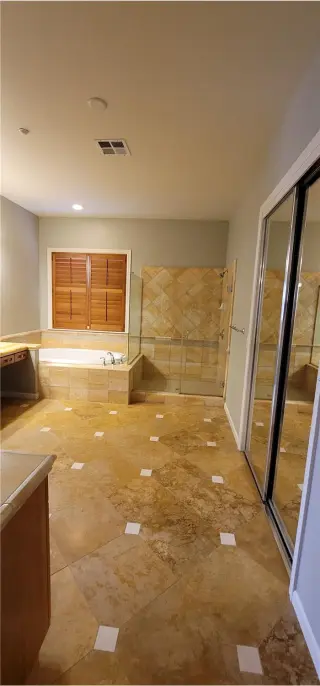 Propiedad en alquiler con 4 habitaciones y 3 baños en Brentwood