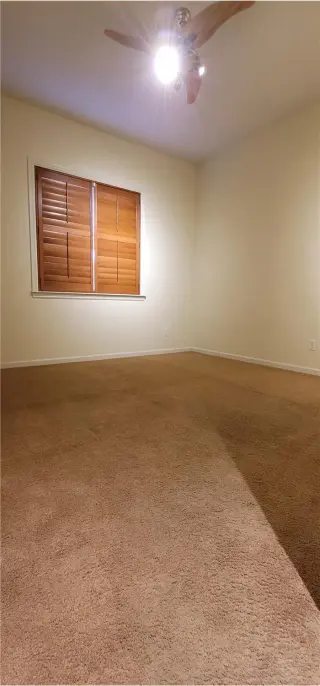 Propiedad en alquiler con 4 habitaciones y 3 baños en Brentwood