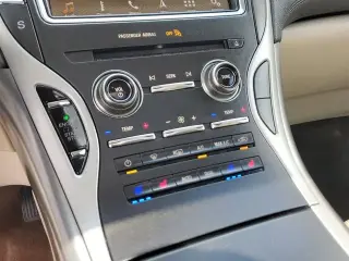 Lincoln Nautilus 2019 Reserve 4dr SUV