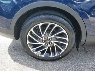 Lincoln Nautilus 2019 Reserve 4dr SUV