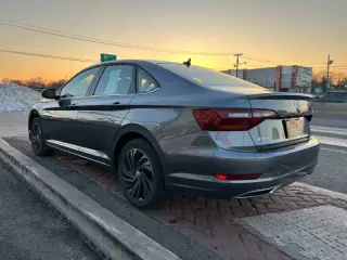 2019 Volkswagen Jetta SEL Premium