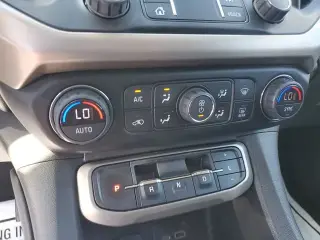 GMC Acadia 2021 Denali 4dr SUV
