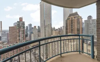 Propiedad en alquiler con 1 dormitorio y 1.5 baños en Nueva York