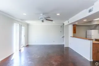 Propiedad en alquiler con 3 habitaciones y 3.5 baños en Waco