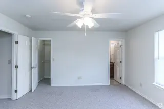 Propiedad en alquiler con 3 habitaciones y 3.5 baños en Waco