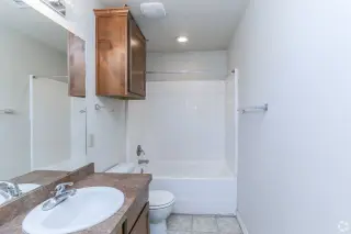 Propiedad en alquiler con 3 habitaciones y 3.5 baños en Waco