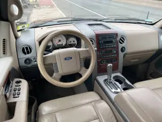2006 Ford F-150 Lariat