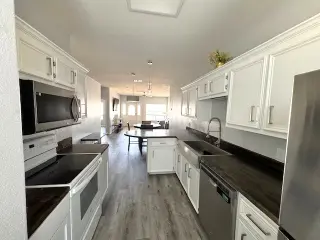 Propiedad en alquiler con 4 habitaciones y 4 baños en Waco