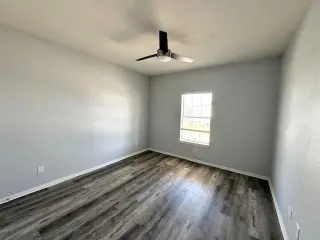 Propiedad en alquiler con 4 habitaciones y 4 baños en Waco