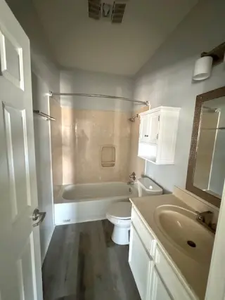 Propiedad en alquiler con 4 habitaciones y 4 baños en Waco