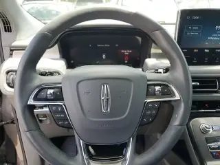 Lincoln Nautilus 2021 Reserve 4dr SUV