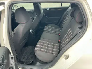2013 Volkswagen GTI Base PZEV