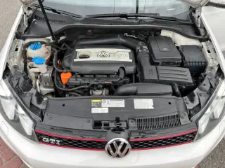 2013 Volkswagen GTI Base PZEV