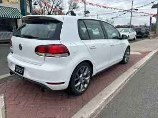 2013 Volkswagen GTI Base PZEV