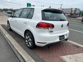 2013 Volkswagen GTI Base PZEV